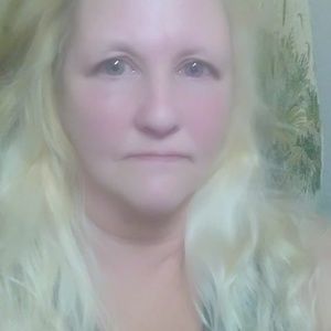 Meet your Posher, Carin